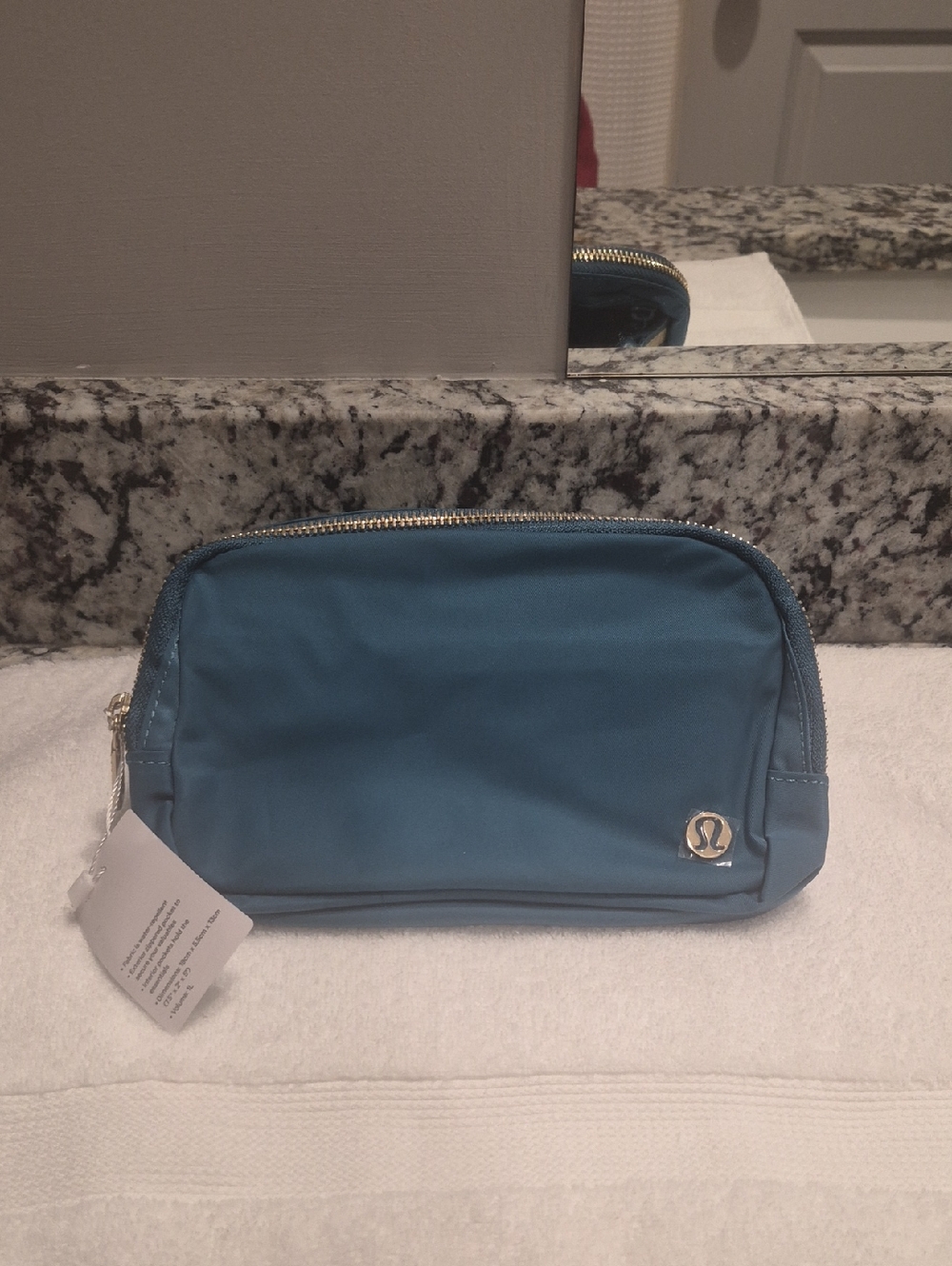 lululemon athletica Teal Crossbody Pouch